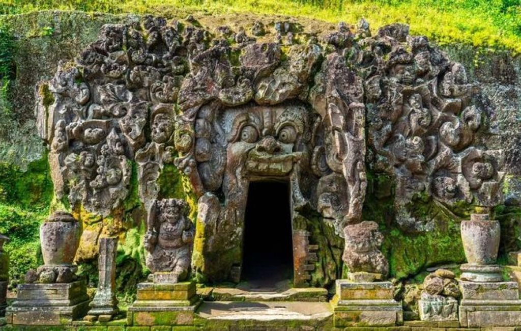 Goa Gajah Temple1
