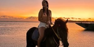 horse riding 2